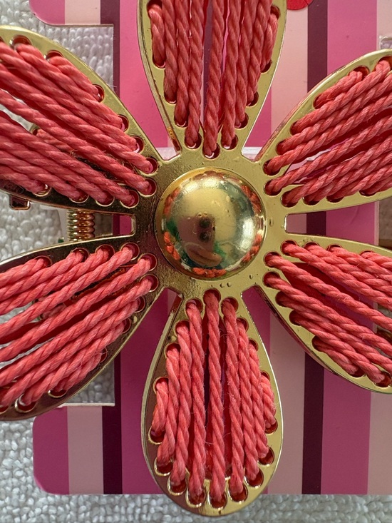 Piper K Floral Claw Clip Set Pink Beige Gold Woven Flowers - Picture 3 of 5